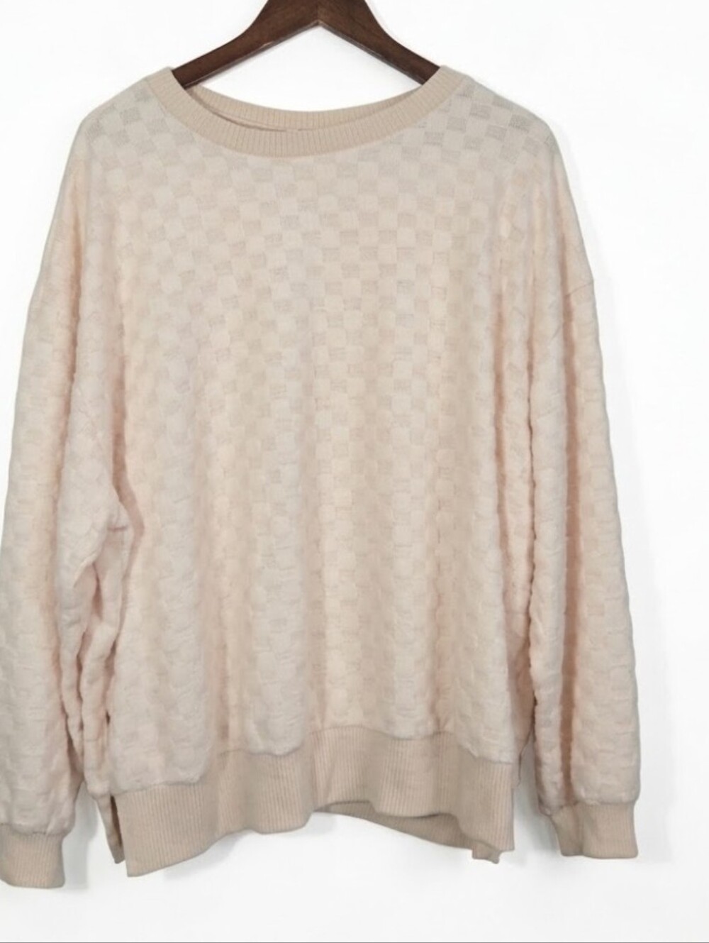 Like Love knit pullover textured pattern sweater